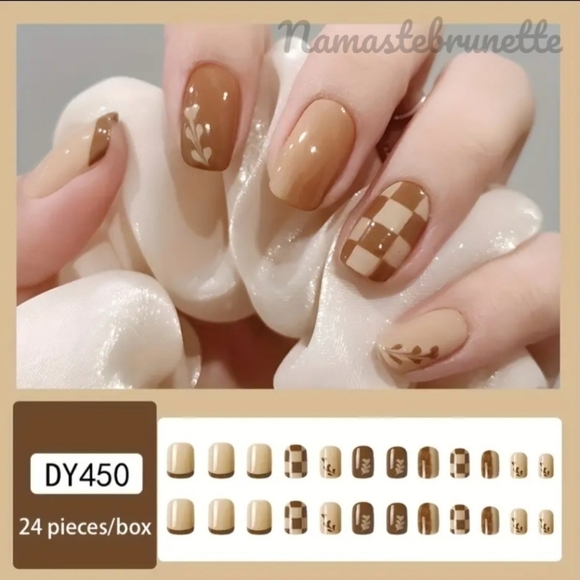 2/$16 Boho Hearts & Checkerboard Press On Nails - Picture 7 of 15